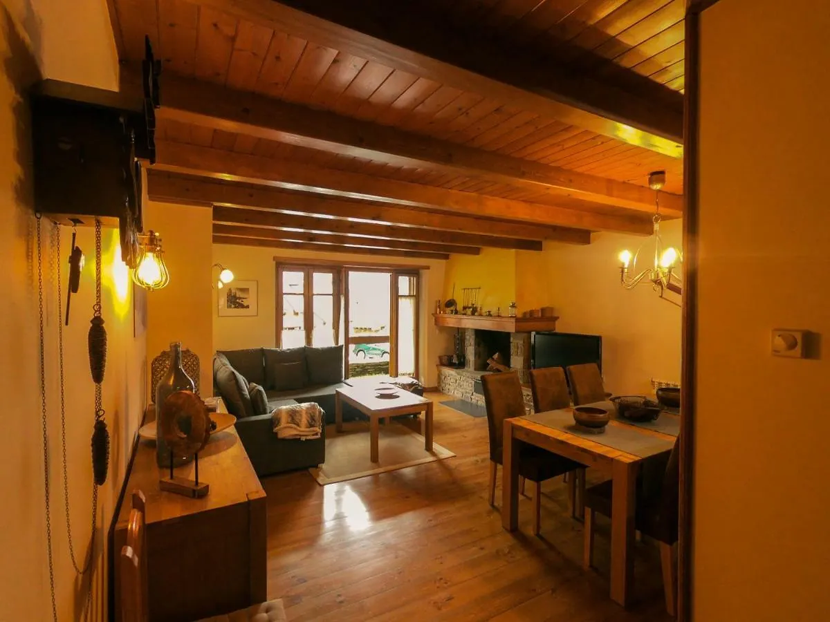 Apartamento Aneto Les Bordes 0*,  Spain