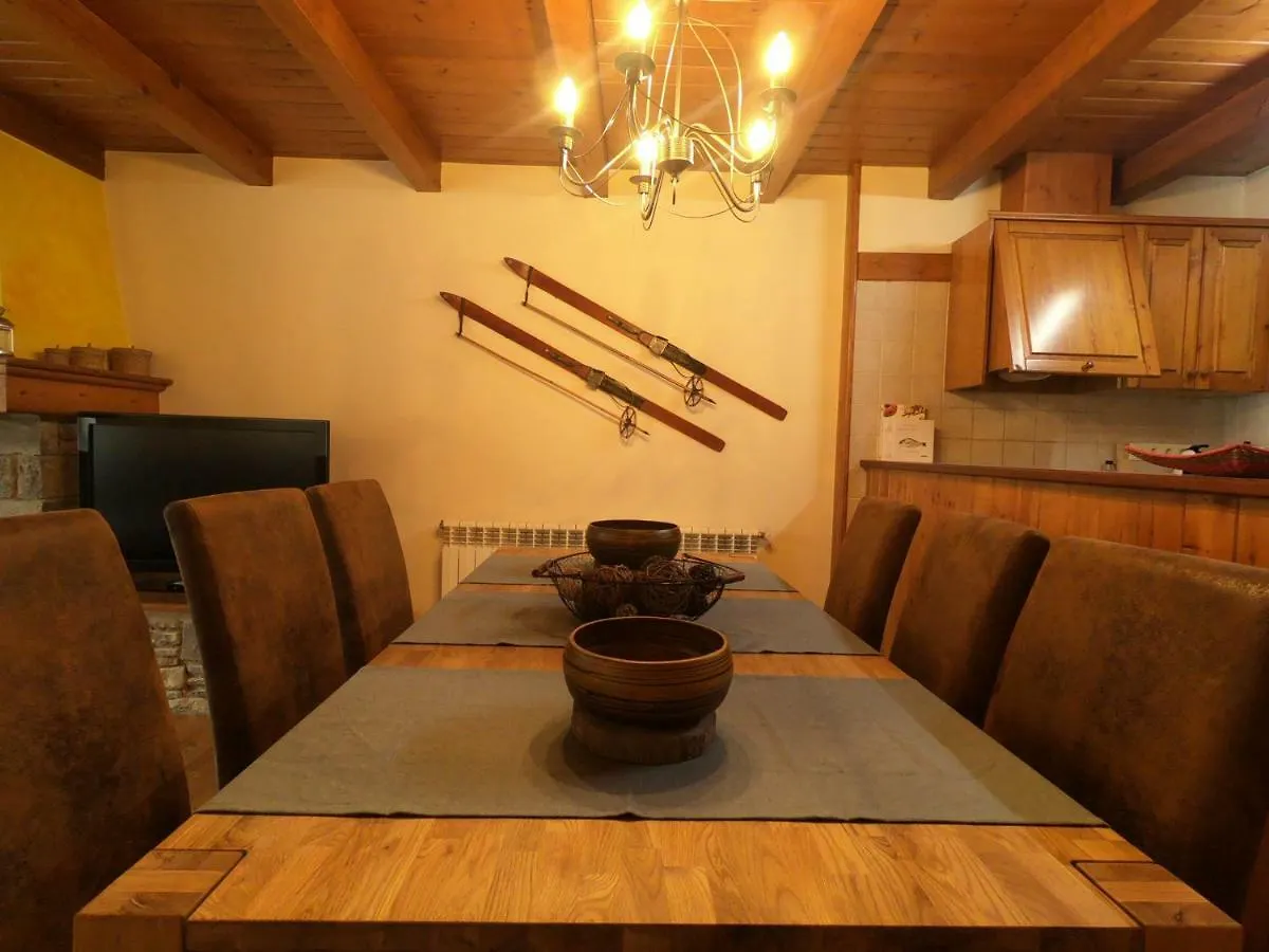 Apartamento Aneto Les Bordes Apartment