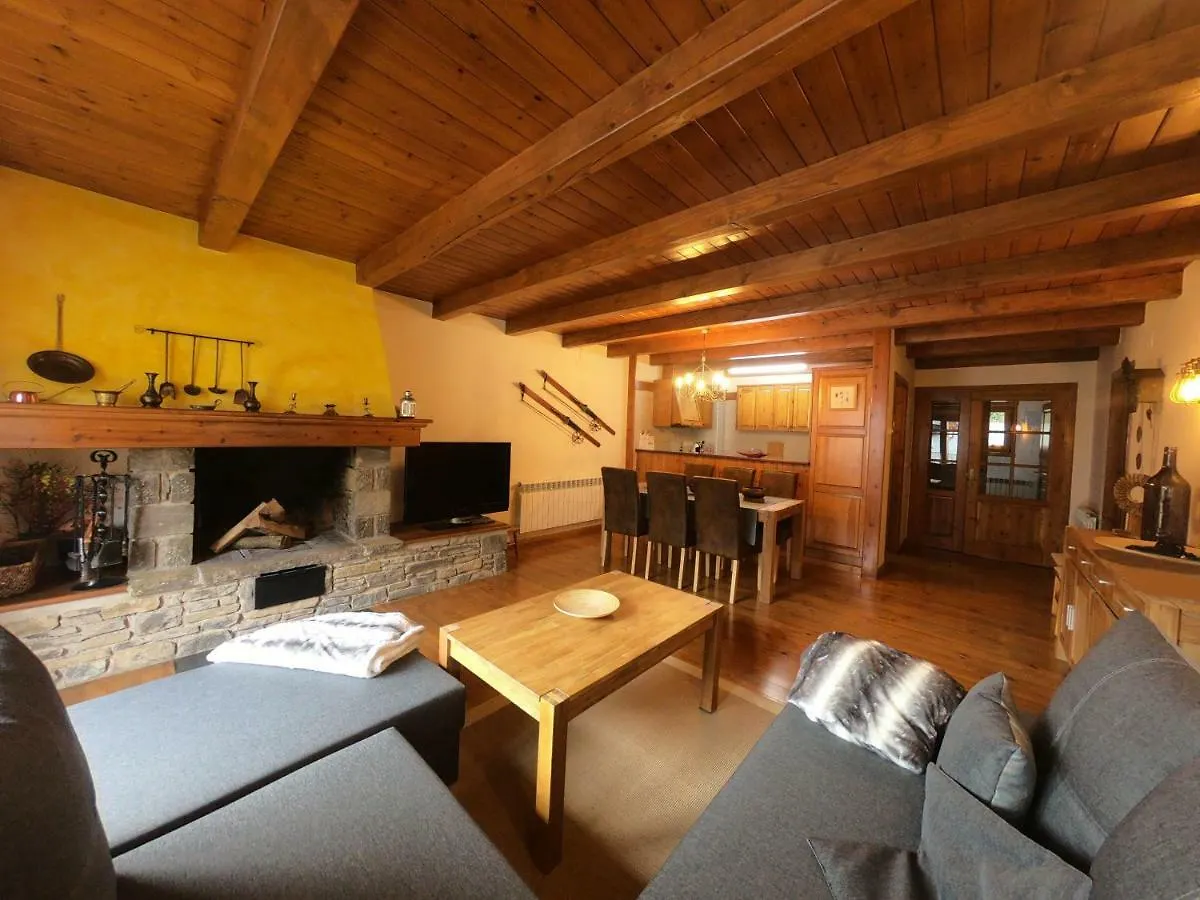 Apartment Apartamento Aneto Les Bordes